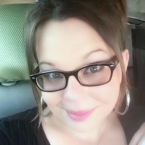 Meet your Posher, Tabitha